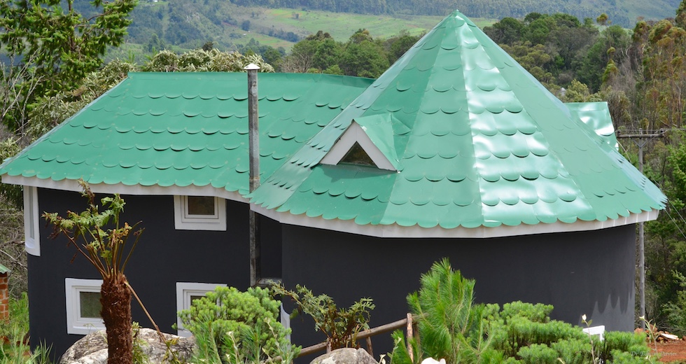 The new Tadpole building containing our first classrooms