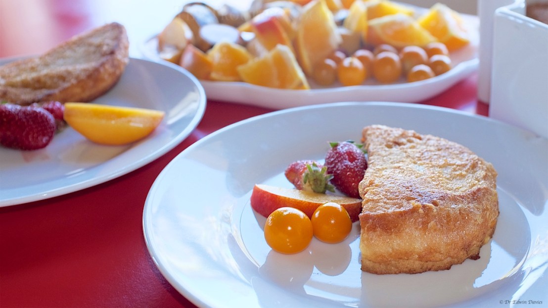 French toast and fresh fruits